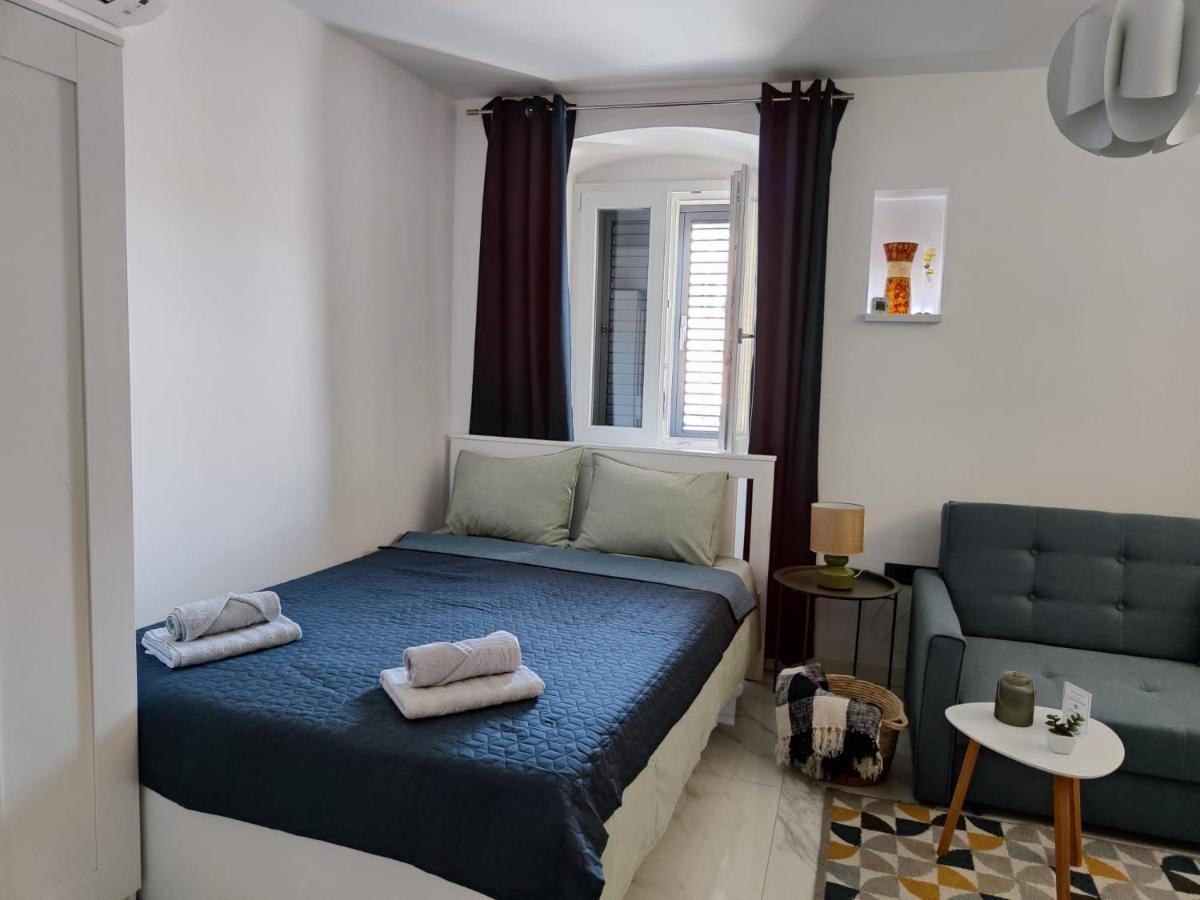 Apartment Augustini 茨雷斯 外观 照片