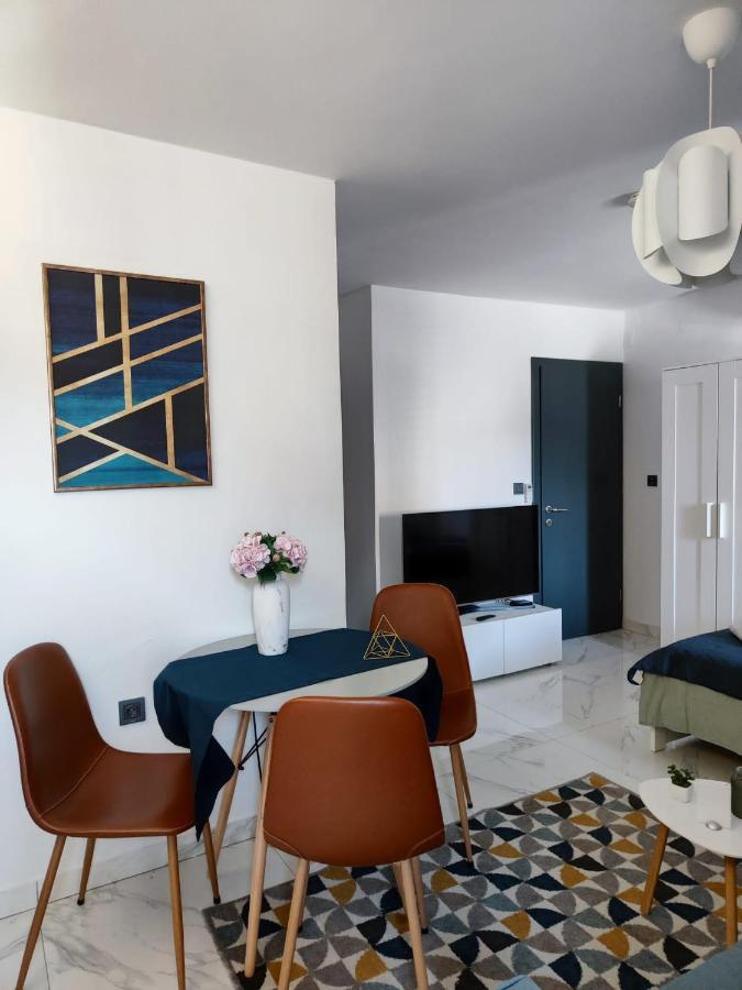Apartment Augustini 茨雷斯 外观 照片